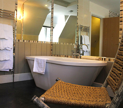 Superior Room Bath